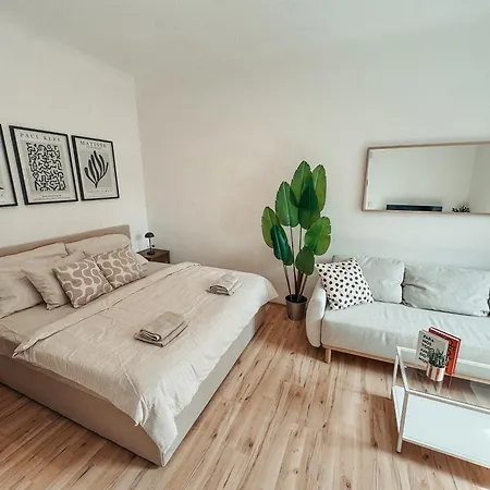 Murea - Three Apartment Graz